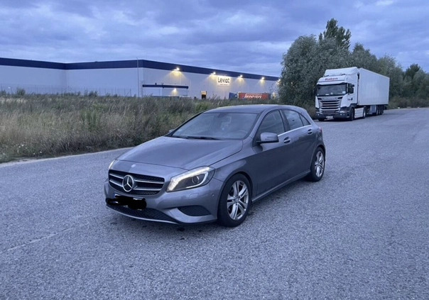 Mercedes-Benz Klasa A cena 42000 przebieg: 292000, rok produkcji 2013 z Płock małe 46
